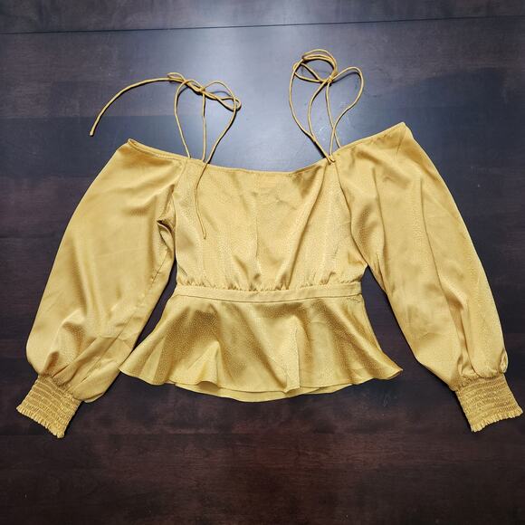 NWOT Lovers + Friends Hopeless Romantic Wrap Blouse Size Small - Picture 7 of 7